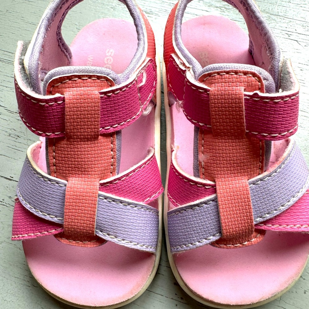 See Kai Run sandals Size 5